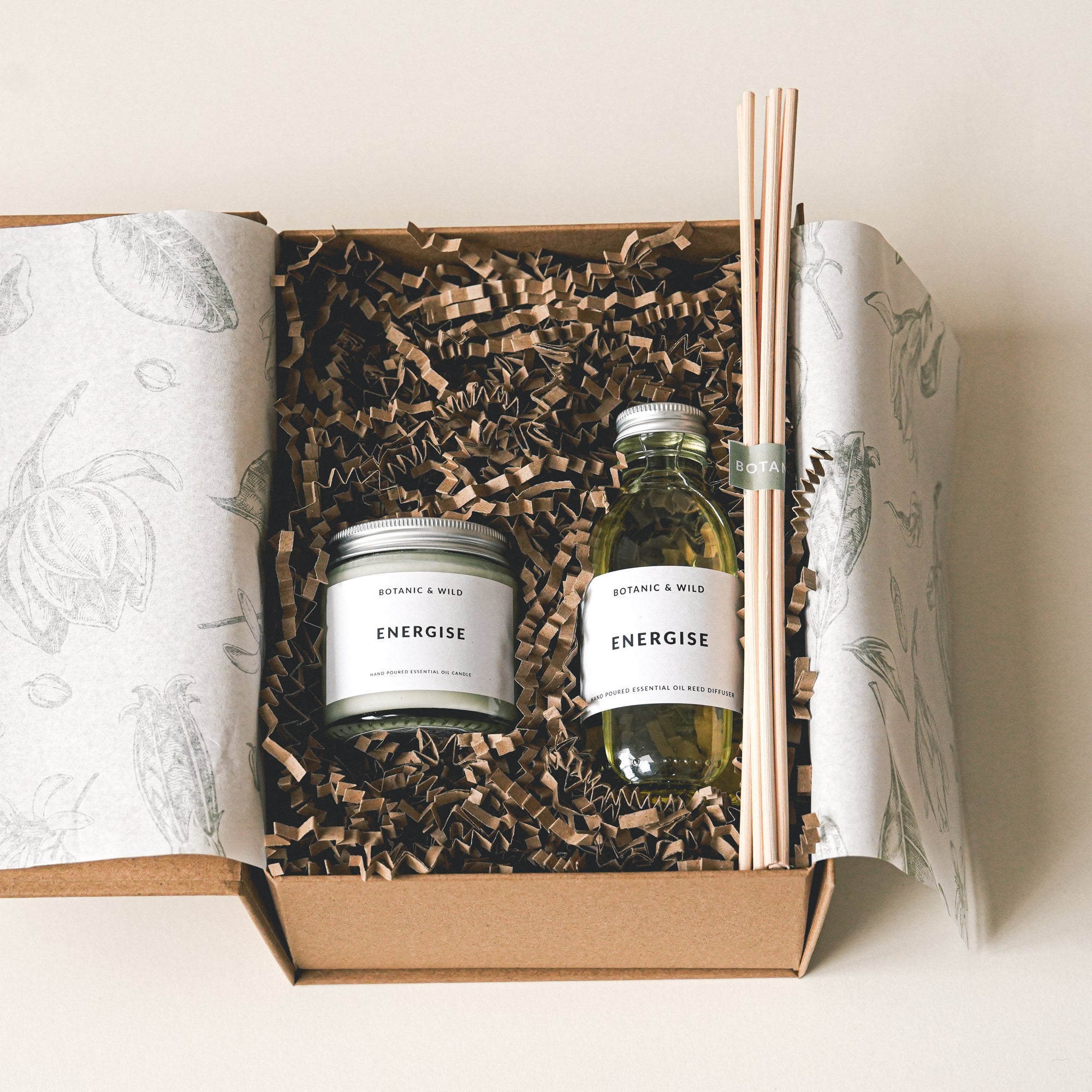 ESSENTIAL OIL CANDLE & DIFFUSER Gift Set
