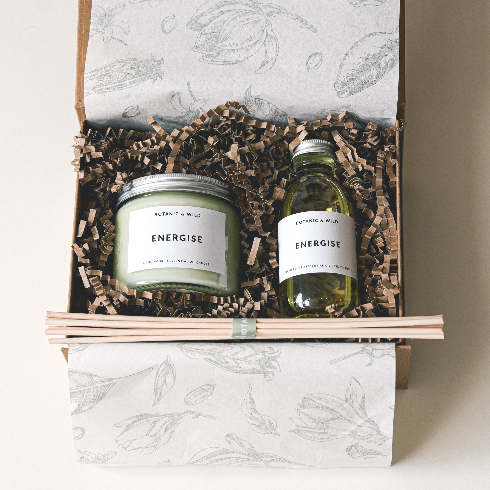 ESSENTIAL OIL CANDLE & DIFFUSER Gift Set