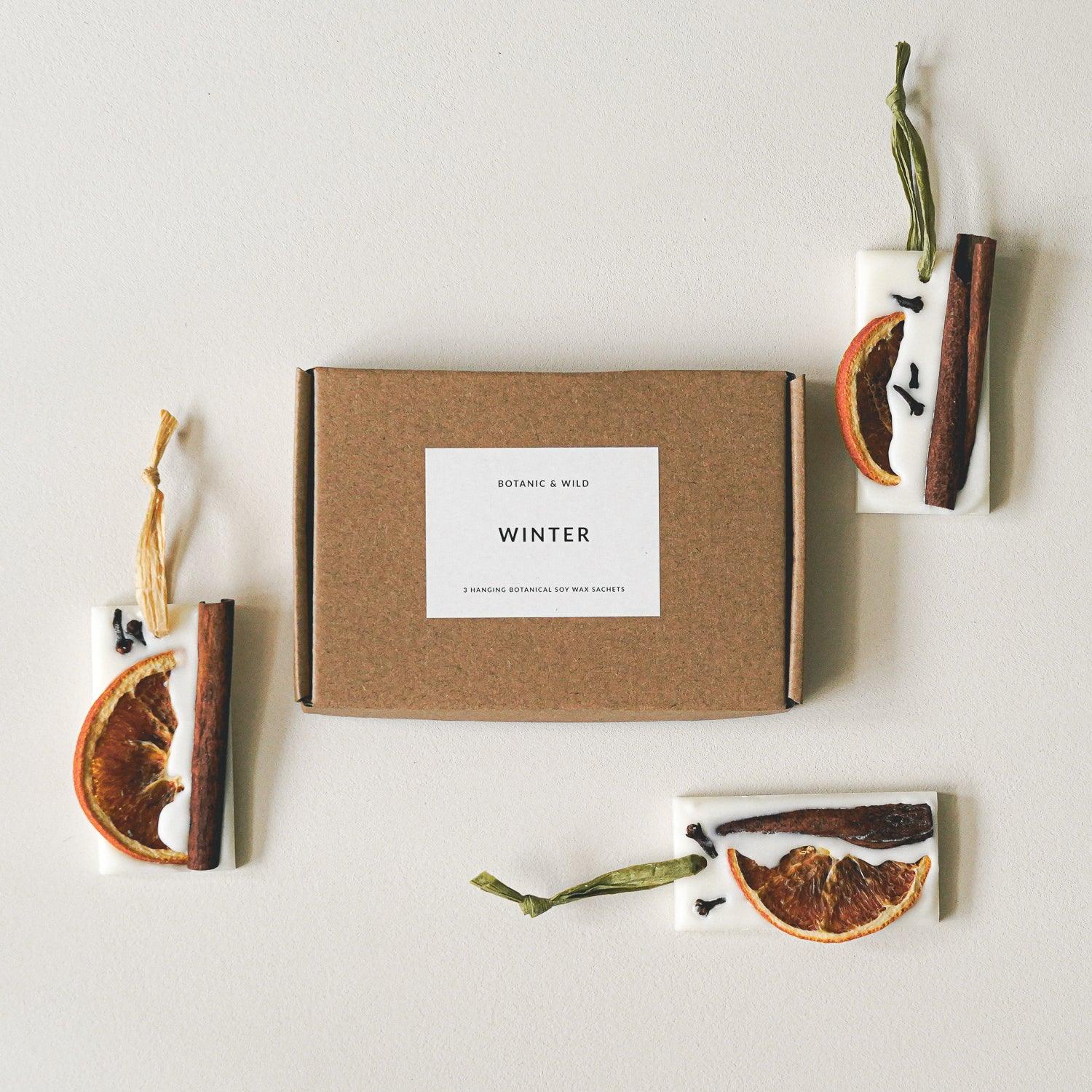 WINTER Hanging Botanical Wax Sachets - Botanic & Wild