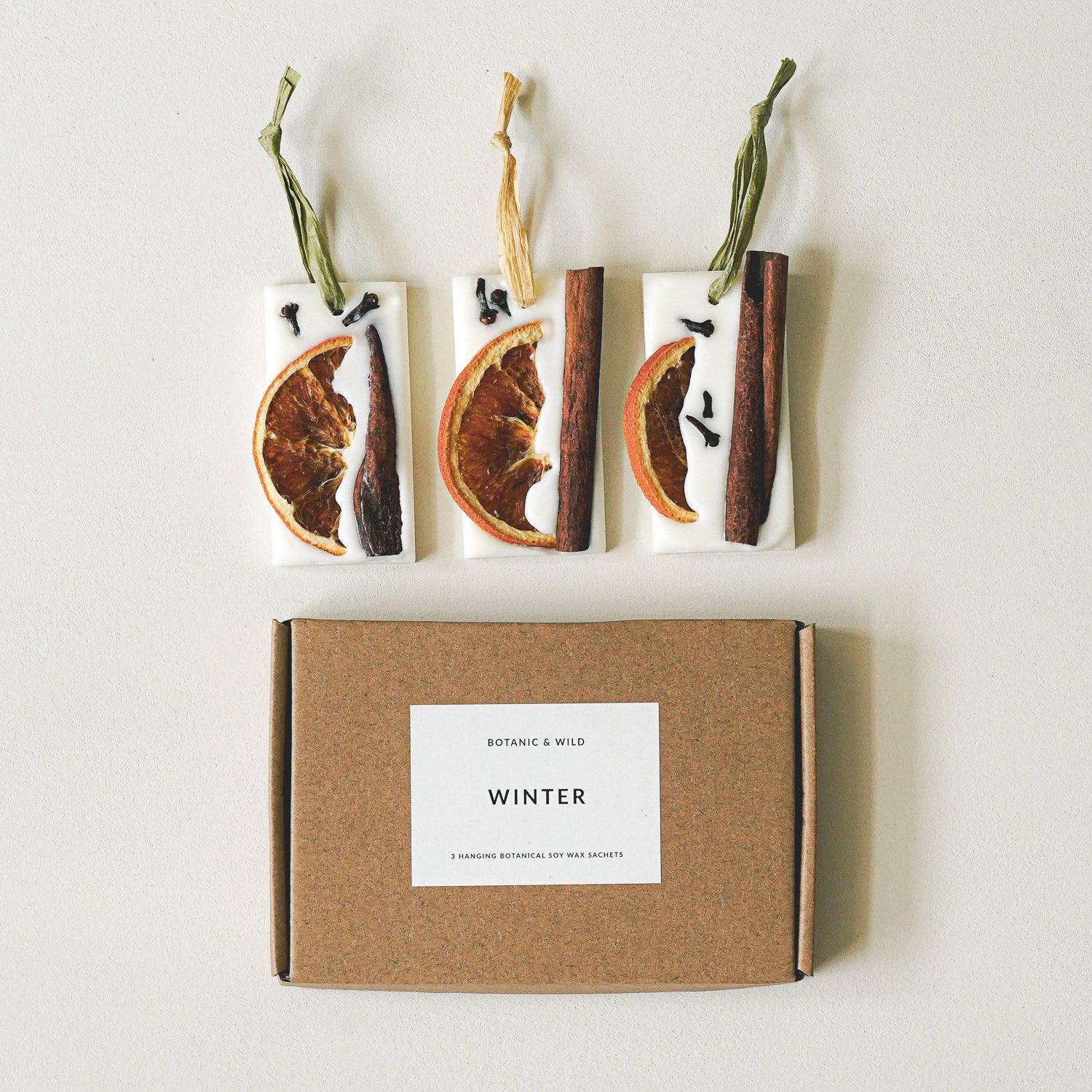 WINTER Hanging Botanical Wax Sachets - Botanic & Wild