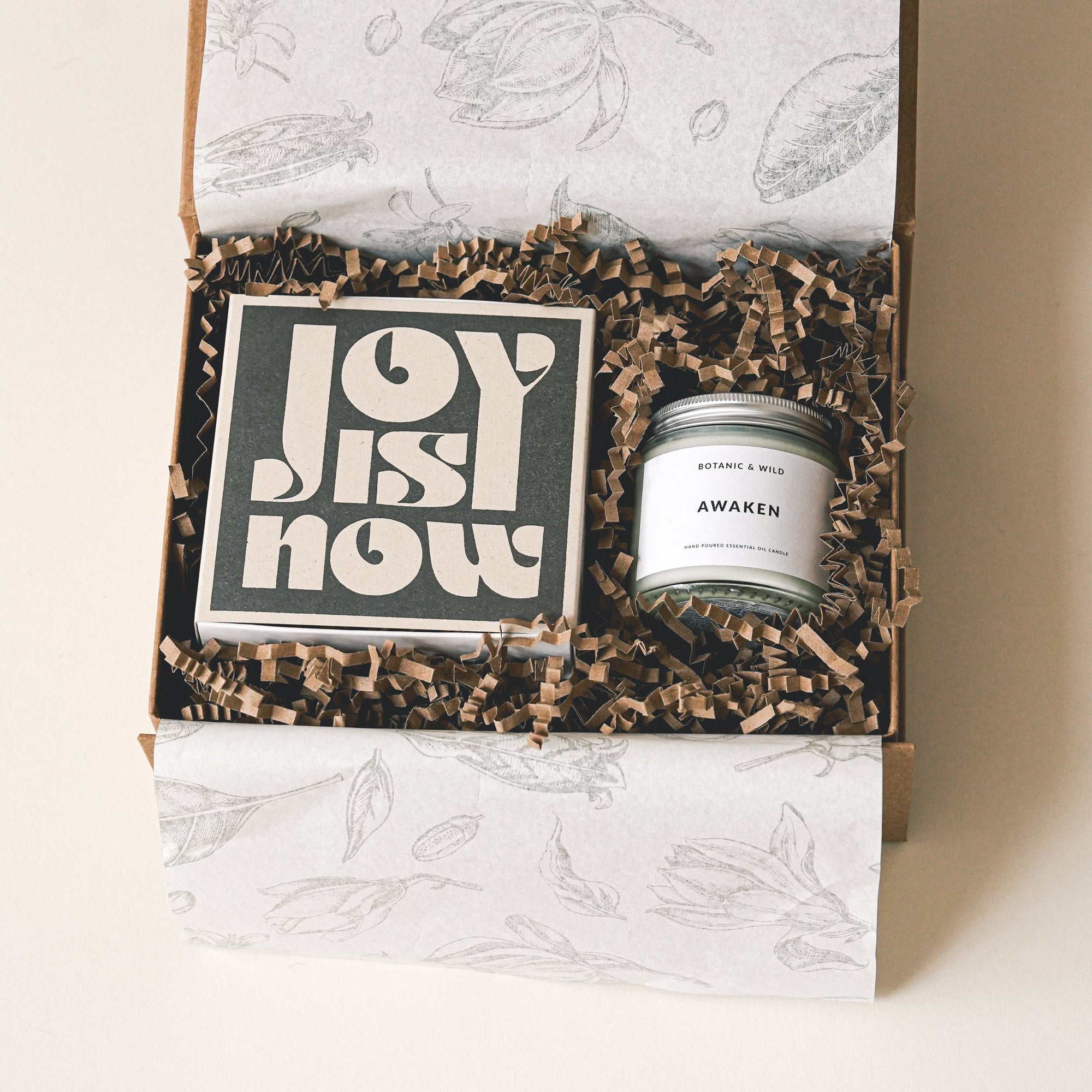 ESSENTIAL OIL CANDLE & MATCHES Gift Set