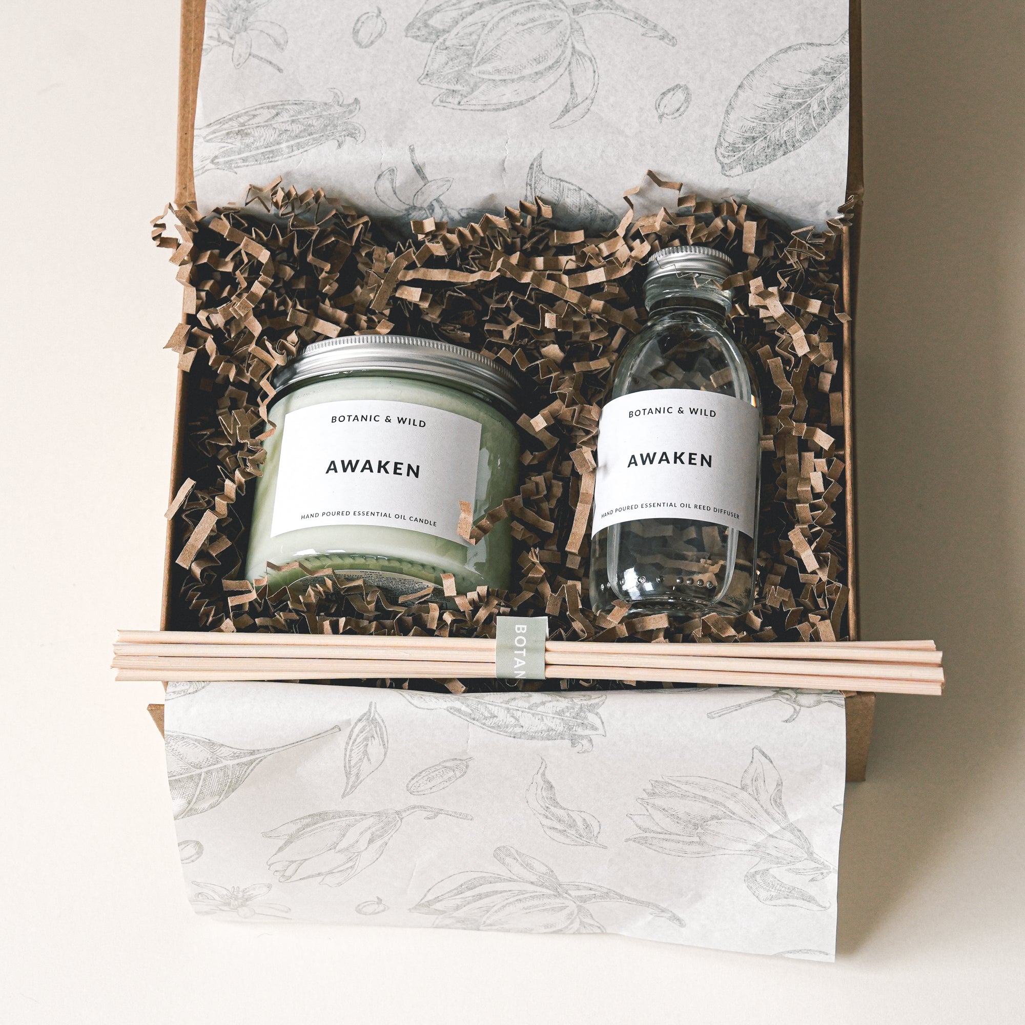 ESSENTIAL OIL CANDLE & DIFFUSER Gift Set