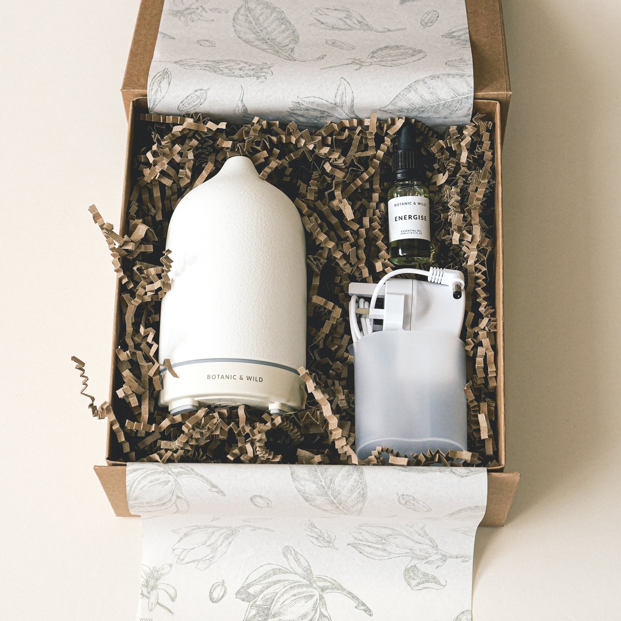 CERAMIC DIFFUSER & ESSENTIAL OIL Gift Set